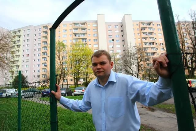 Ile zarabia radny osiedla? Zaskakujące różnice w wynagrodzeniach